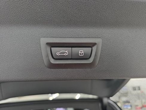 Used 2024 BMW X3 xDrive30i w/ Premium Package AWD/4WD image 30