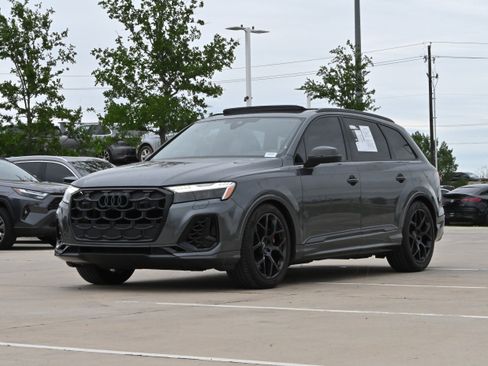 Used 2025 Audi SQ7 Prestige AWD/4WD image 5