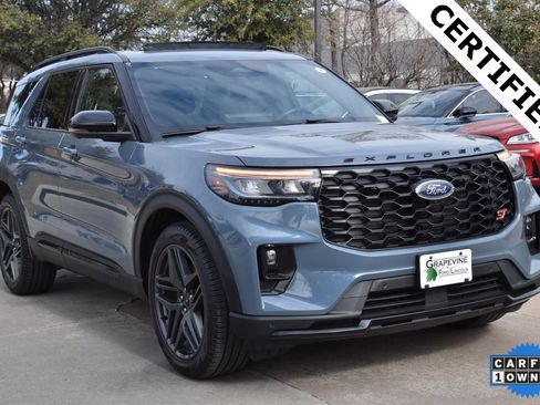 Certified 2025 Ford Explorer ST image 4