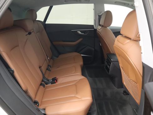 Used 2022 Audi Q8 Premium Plus image 23