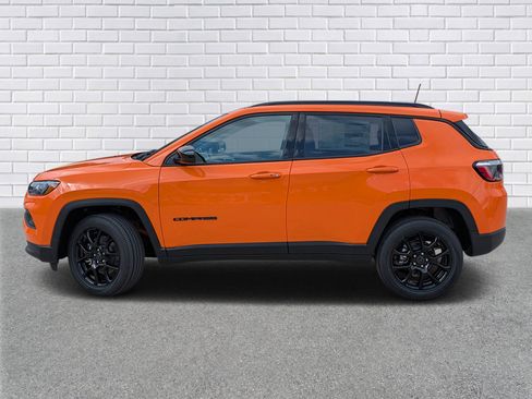 New 2026 Jeep Compass Latitude image 2
