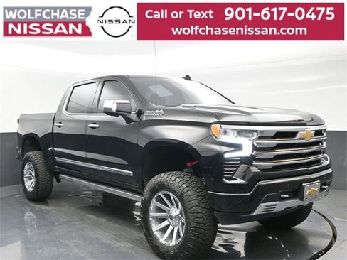 Used 2022 Chevrolet Silverado 1500 High Country w/ High Country Premium Package image 8