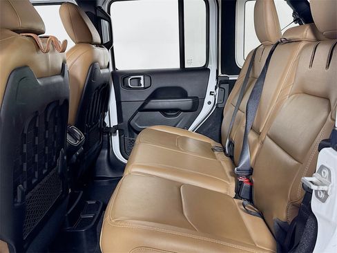 Used 2021 Jeep Wrangler Unlimited Rubicon 4xe w/ Steel Bumper Group image 14