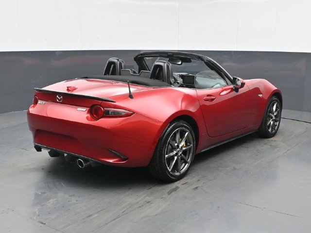 Used 2016 MAZDA MX-5 Miata Grand Touring RWD image 5