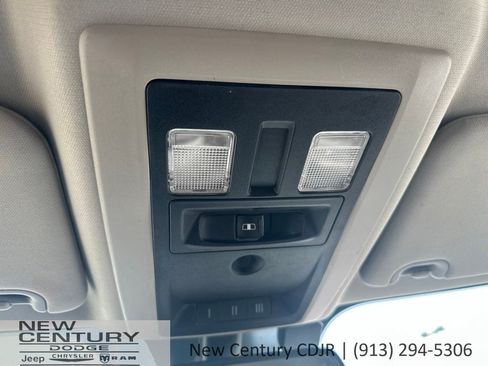 Used 2017 RAM 1500 Big Horn AWD/4WD image 34