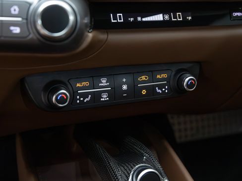 Certified 2023 Ferrari 812 GTS RWD image 19