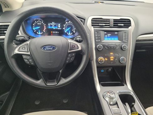 Used 2019 Ford Fusion S FWD image 22
