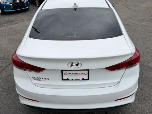Used 2017 Hyundai Elantra Value Edition FWD image 15