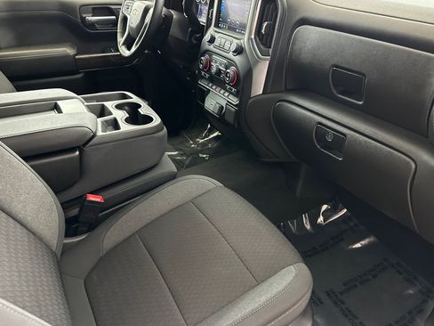 Used 2022 Chevrolet Silverado 1500 LT w/ Bed Protection Package RWD image 16