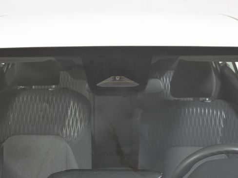 Used 2025 Toyota Camry LE image 36