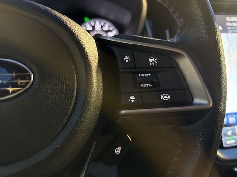 Used 2023 Subaru Outback Limited image 29