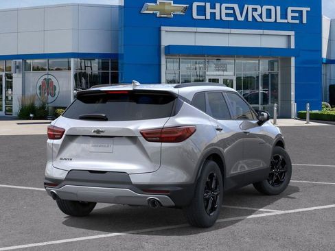 New 2026 Chevrolet Blazer LT w/ Convenience Package FWD image 4