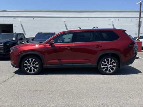 Certified 2026 Toyota Grand Highlander AWD Hybrid image 2