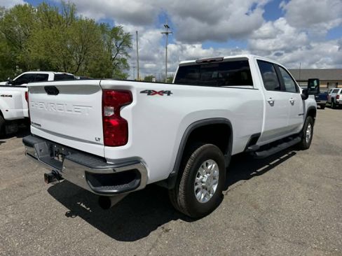 Used 2020 Chevrolet Silverado 3500 LT w/ All Star Edition AWD/4WD image 6