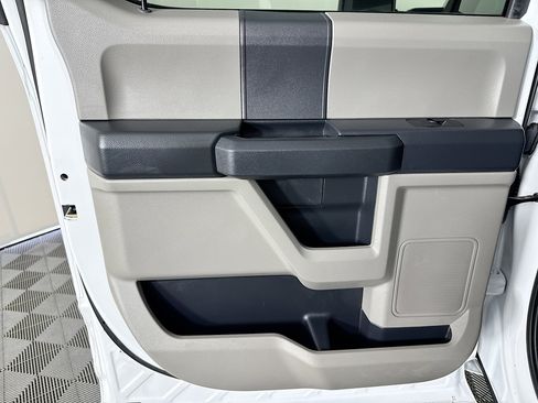 Used 2022 Ford F250 XL w/ STX Appearance Package image 23