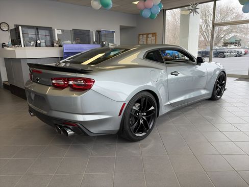 Used 2023 Chevrolet Camaro LT image 22