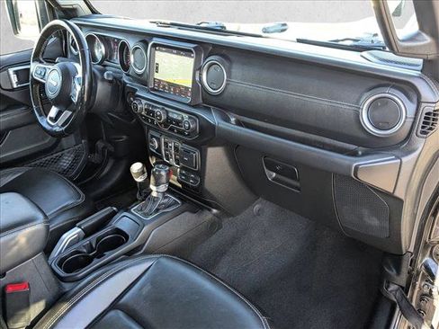 Used 2020 Jeep Gladiator Overland image 23