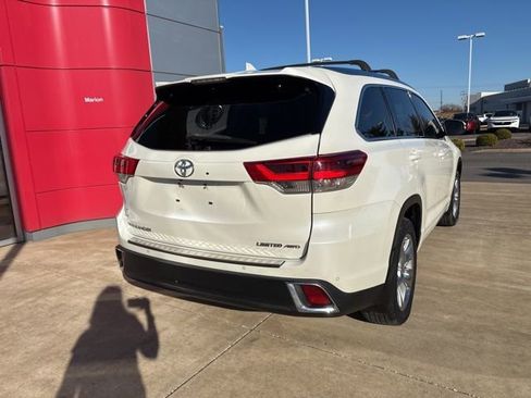 Used 2018 Toyota Highlander Limited image 6