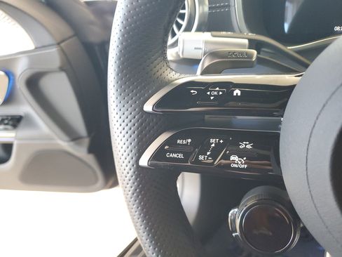 Used 2025 Mercedes-Benz SL 43 AMG image 29