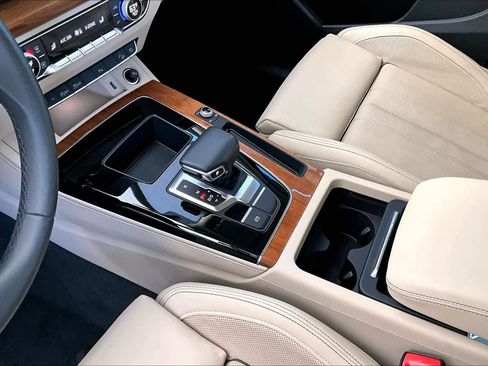 Used 2022 Audi Q5 2.0T Premium Plus image 16