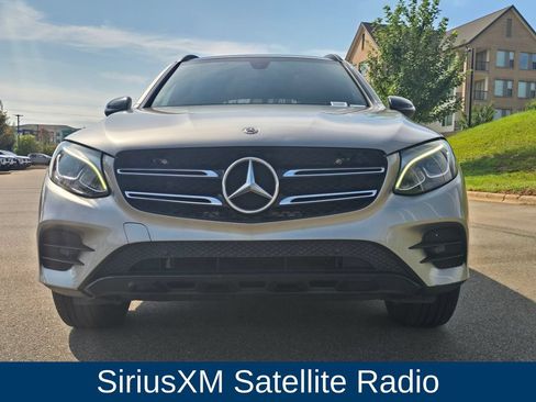 Used 2019 Mercedes-Benz GLC 300 4MATIC image 5