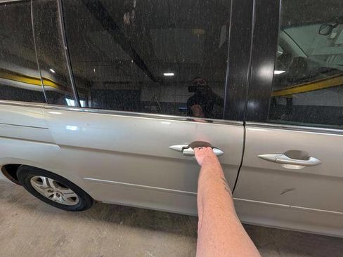 Used 2005 Honda Odyssey EX image 26