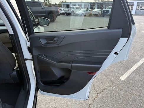 Used 2022 Ford Escape SE w/ Convenience Package image 33