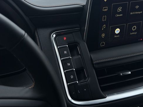 Used 2023 GMC Yukon AT4 image 26