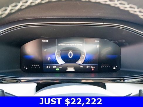 New 2025 Volkswagen Taos S image 17