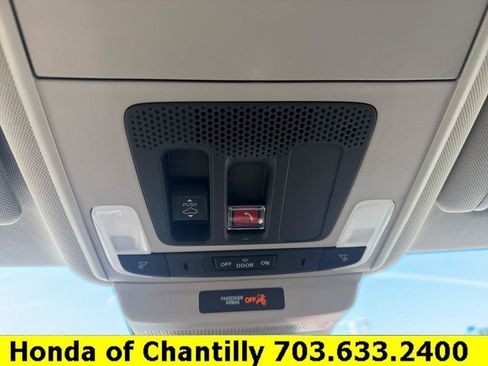 Certified 2025 Honda Accord SE image 18