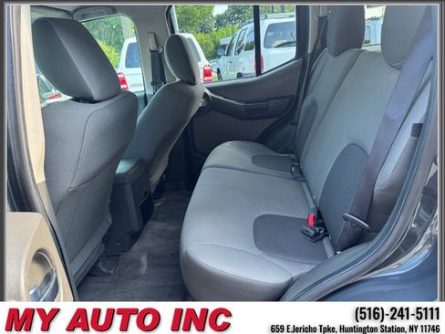 Used 2013 Nissan Xterra S AWD/4WD image 30
