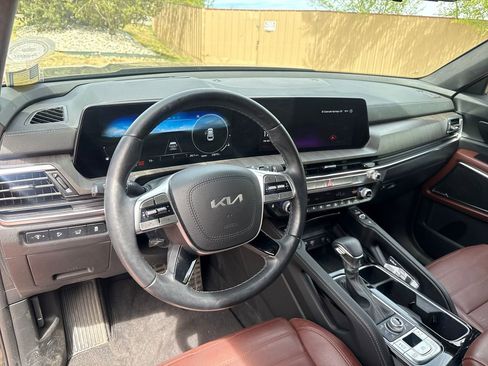 Used 2024 Kia Telluride SX Prestige AWD/4WD image 14