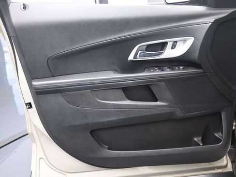Used 2016 Chevrolet Equinox LT w/ Convenience Package FWD image 18