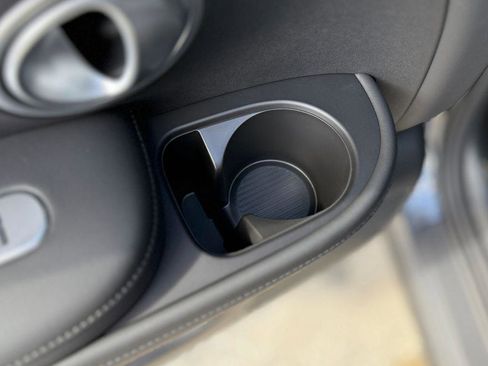 New 2026 Hyundai Palisade Limited image 16