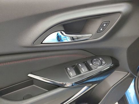 New 2026 Chevrolet Trax RS w/ Sunroof Package image 26