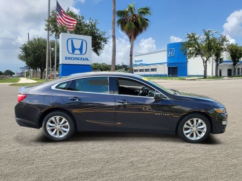 Used 2023 Chevrolet Malibu LT FWD image 4