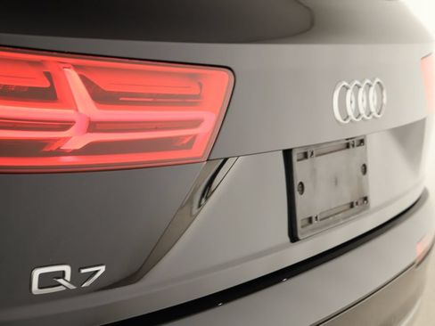 Used 2019 Audi Q7 3.0T Premium Plus w/ Premium Plus Package AWD/4WD image 31