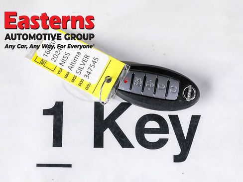 Used 2024 Nissan Altima 2.5 SV image 25