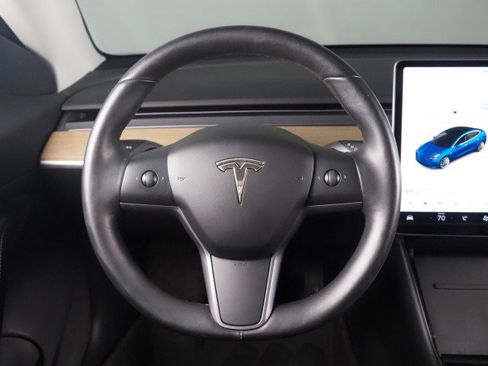 Used 2018 Tesla Model 3 Long Range image 18