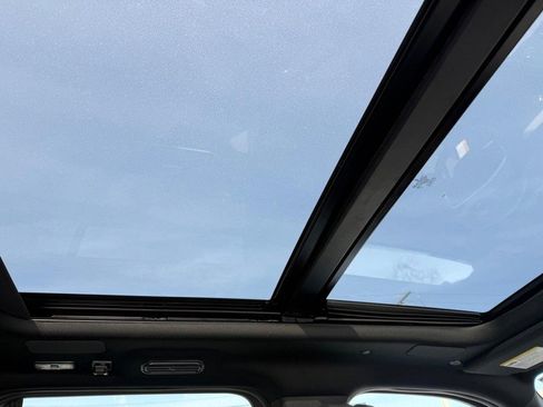 New 2025 Lincoln Navigator L Reserve w/ Jet Appearance Package image 6