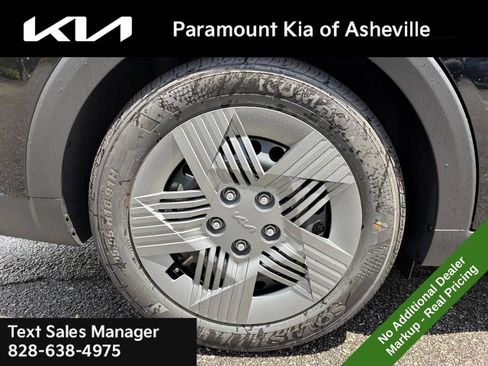 New 2026 Kia K4 FWD image 30