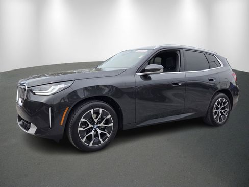New 2025 BMW X3 xDrive30i image 3