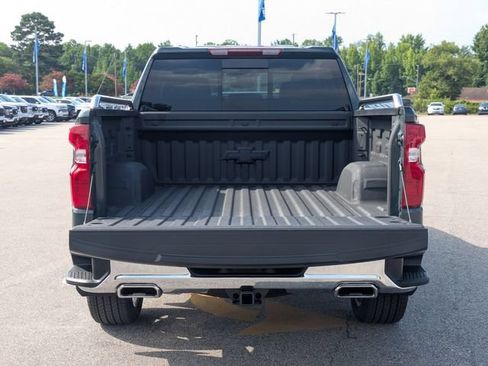Used 2025 Chevrolet Silverado 1500 LT w/ Z71 Off-Road Package AWD/4WD image 30