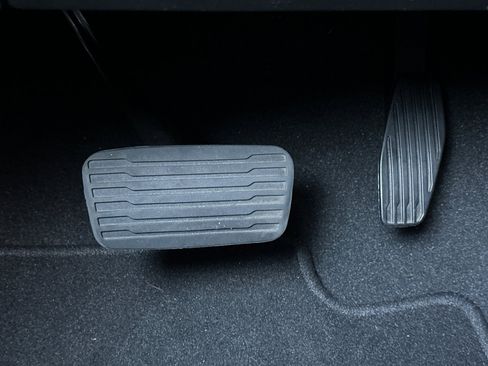 Certified 2025 Chevrolet Tahoe Z71 image 43