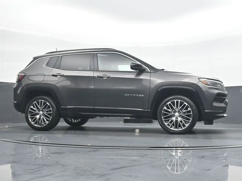 Used 2022 Jeep Compass Limited w/ Elite Group image 21