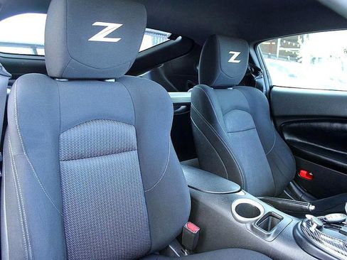 Used 2014 Nissan 370Z Coupe image 19