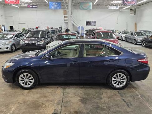 Used 2016 Toyota Camry LE FWD image 3