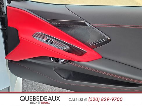 Used 2025 Chevrolet Corvette Stingray Preferred Cpe w/ Z51 Performance Package RWD image 32