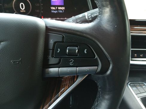 Used 2021 Cadillac Escalade Premium Luxury w/ Driver Assist Tech Package AWD/4WD image 22