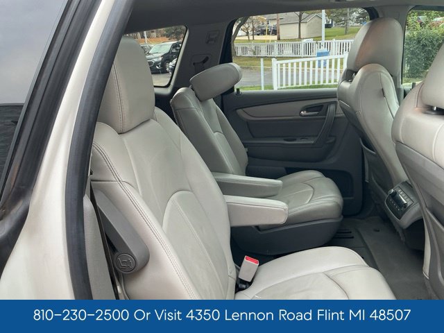 Used 2015 Chevrolet Traverse LT AWD/4WD image 23